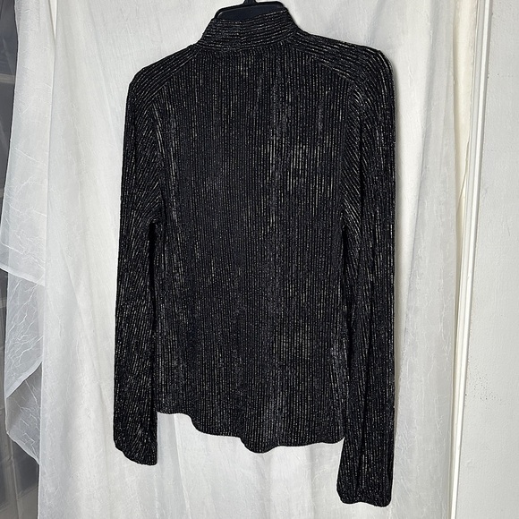 3/$20 💥 Long Sleeve Keyhole Bow Mock Neck Black & Silver Shimmery Blouse NWT - Picture 16 of 17